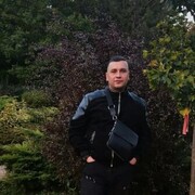  ,   Artur, 34 ,   ,   
