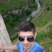  ,   Genri, 41 ,   