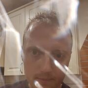  ,  Andzej, 37