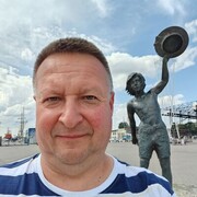  Cookham,  Saulius, 52