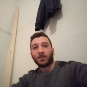  Barcelona,   George, 35 ,   ,   , c 