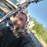  ,  Andrey, 27