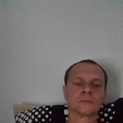  ,  Leon, 43