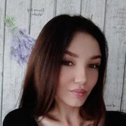  ,  Valeria, 21