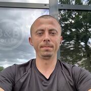  Magdeburg,  Andrii, 33