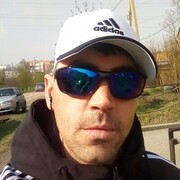  ,   Anton, 36 ,   