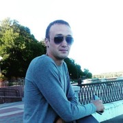  ,   Denis, 34 ,  