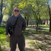  ,   Anton, 32 ,   ,   