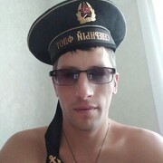  ,  Petru, 36