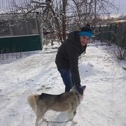  ,   Valentin, 37 ,     , c 