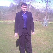  ,  Davit, 43