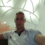  Backa Topola,   Bojan, 35 ,   ,   