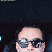  ,   Gevorg, 32 ,   ,   