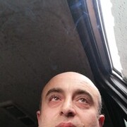  ,  Hovo, 40