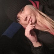 Сибирская деваха даже на морозе не стесняется сосать Сибирская деваха даже на морозе не стесняется сосать