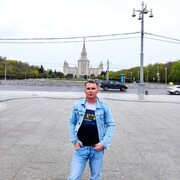  ,   Viktor, 43 ,   ,   