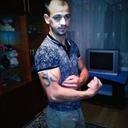  ,  Viktor, 32