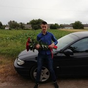  ,  Andru, 25