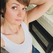 ���������� Palais-Bourbon, ���� ������� Linda, 33 ����, ������������ ��� ������, ����� � ���������