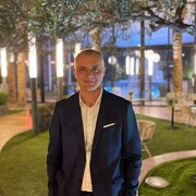  ,  Alex, 43