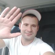  ,   Vitalii, 33 ,   ,   