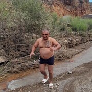  ,   Karen, 44 ,   ,   