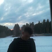  ,   Vladislav, 27 ,     