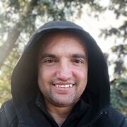  ,  Alek, 48