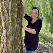  ,   Julia, 49 ,   