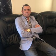  ,   Raad, 44 ,   ,   