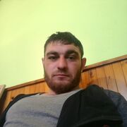  ,   Artur, 31 ,   c 