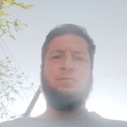  ,  Renat, 31