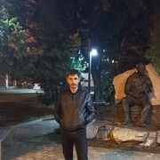  ,   Gharib, 34 ,   ,   