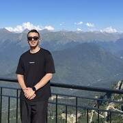  ,   Ali, 32 ,   ,   