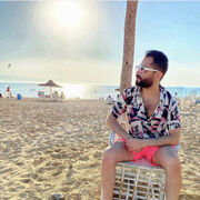  Al Ghardaqah,   Karim, 30 ,   ,   , c 