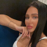  ,  Irina, 30