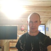  ,  Dima, 40