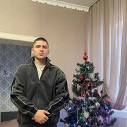 ,   Maksym, 21 ,   ,   , c , 