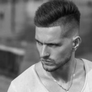 ,  Aziz, 32