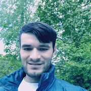   ,  Rihard, 40