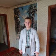  ,  Jaroslaw, 27