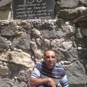  ,   Harut, 46 ,  