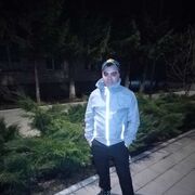  ,   Mikhail, 31 ,   ,   , c 