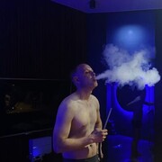  ,   Viktor, 27 ,   ,   