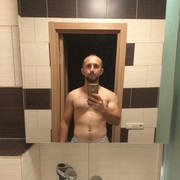  ,   Olexandr, 35 ,   