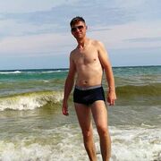  ,  Alex, 34