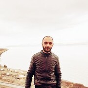  ,   Arman, 32 ,   ,   