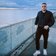  ,   Vladimir, 32 ,   ,   