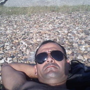 ,  Ilhom, 41