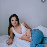  , 